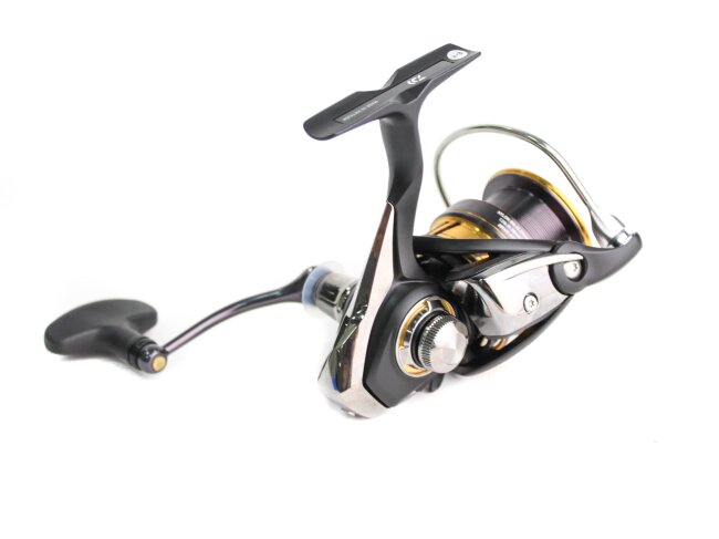 Катушка DAIWA 17 Legalis LT 2500-XH