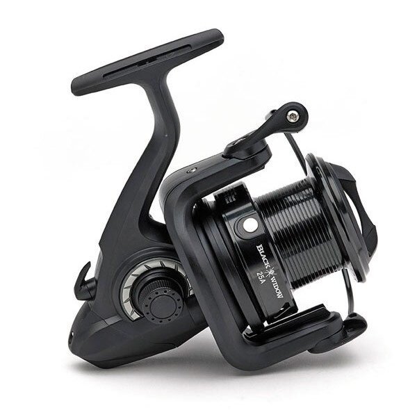 Катушка DAIWA Black Widow 25A Катушка DAIWA Black Widow 25A