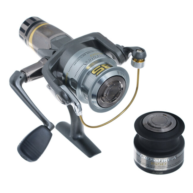 Катушка DAIWA Crossfire 2550A Катушка DAIWA Crossfire 2550A